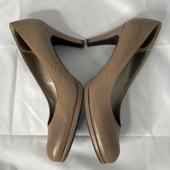 NATURALIZER Lennox Taupe Tan Leather Pump Heels N5 Cushion Insole Neutral Size 9 - Picture 6 of 11